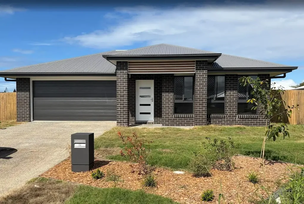 🌿 Brand New Coastal Living in Bargara – Modern Family Home