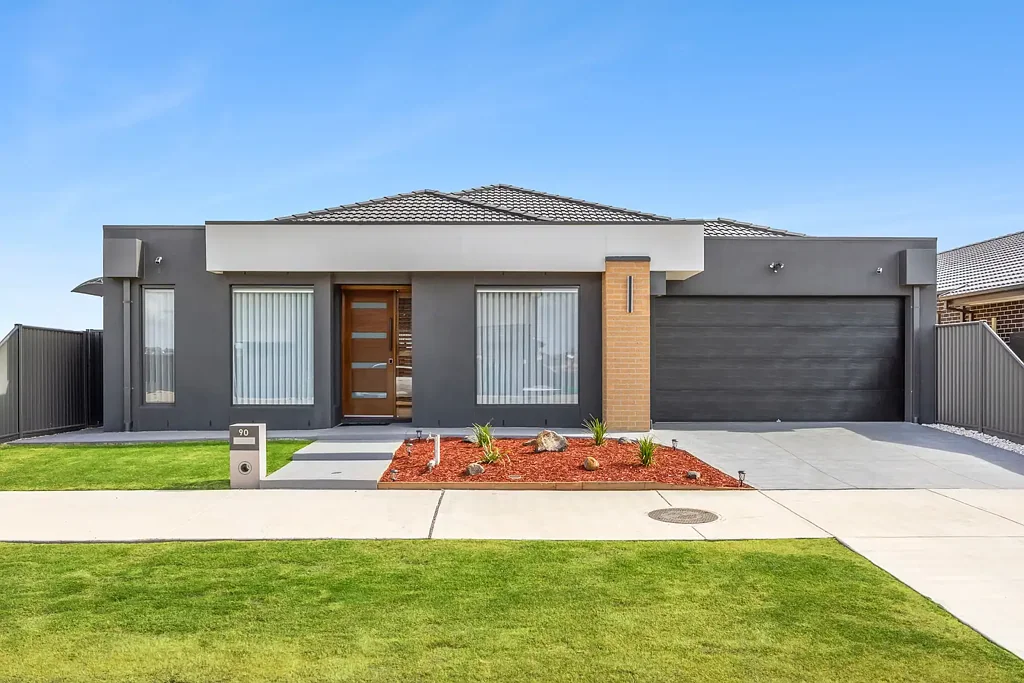 90 Wattlebird Drive, Lara, VIC 3212