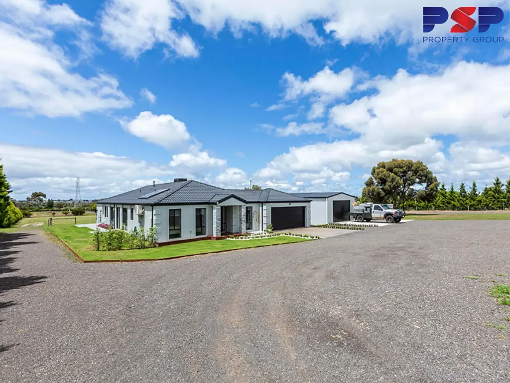 Lovely Banks 4 Bedroom Dream Home in Lovely Banks PSP