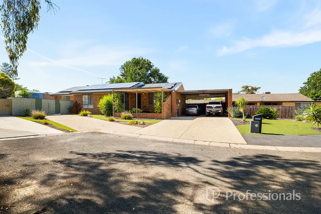 7 Mallee Court, Thurgoona, NSW 2640