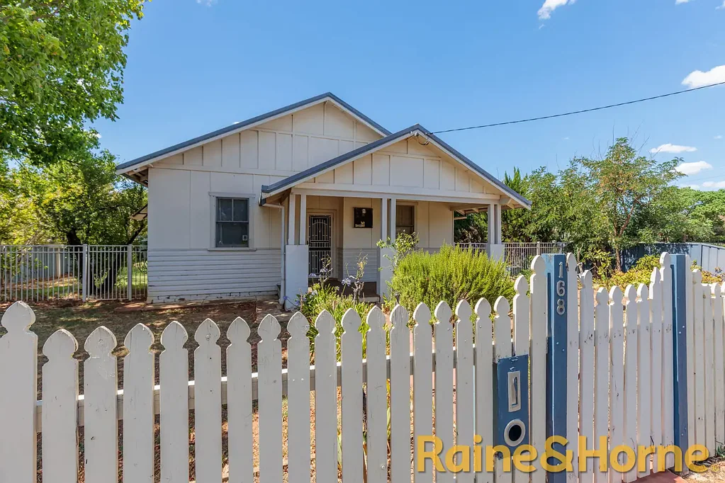 168 Bultje Street, Dubbo, NSW 2830