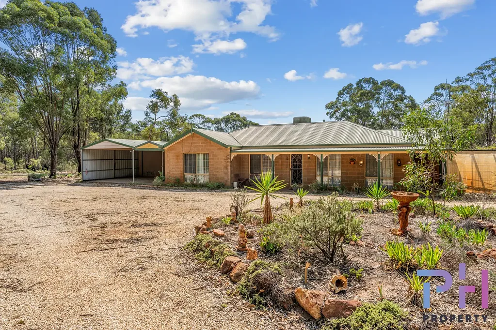 27 Forest Drive, Marong, VIC 3515