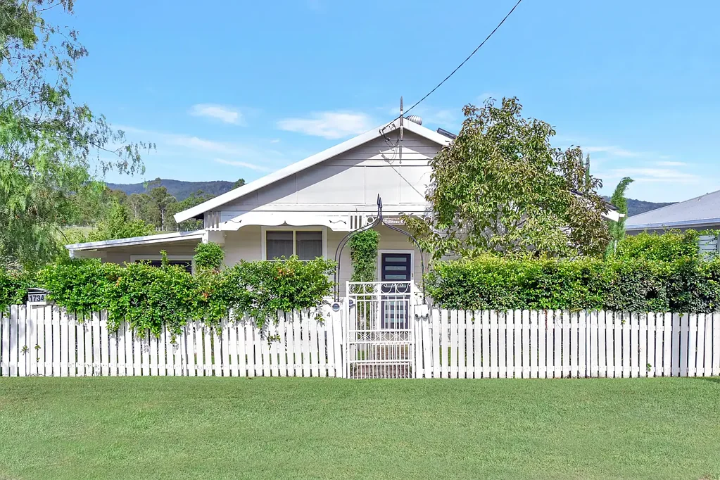 1734 Mount View Road, Millfield, NSW 2325