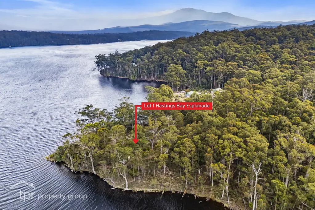 Hastings Private Bush Retreat With Stunning Water Views