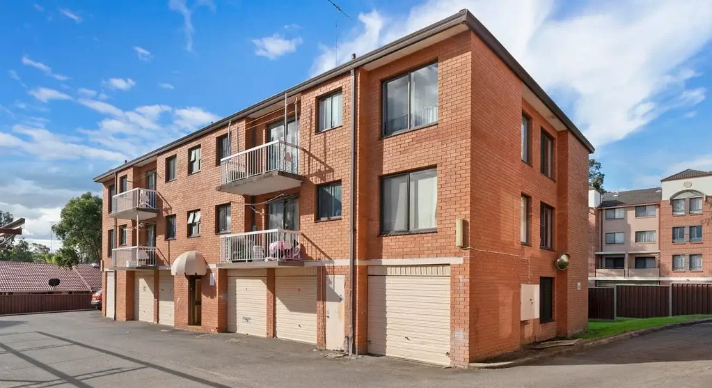 TWO BEDROOM UNIT IN A GREAT LOCATION!
