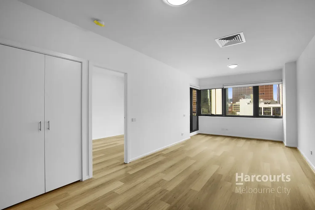 Impeccably Presented - Gas and Water Included in Rent!