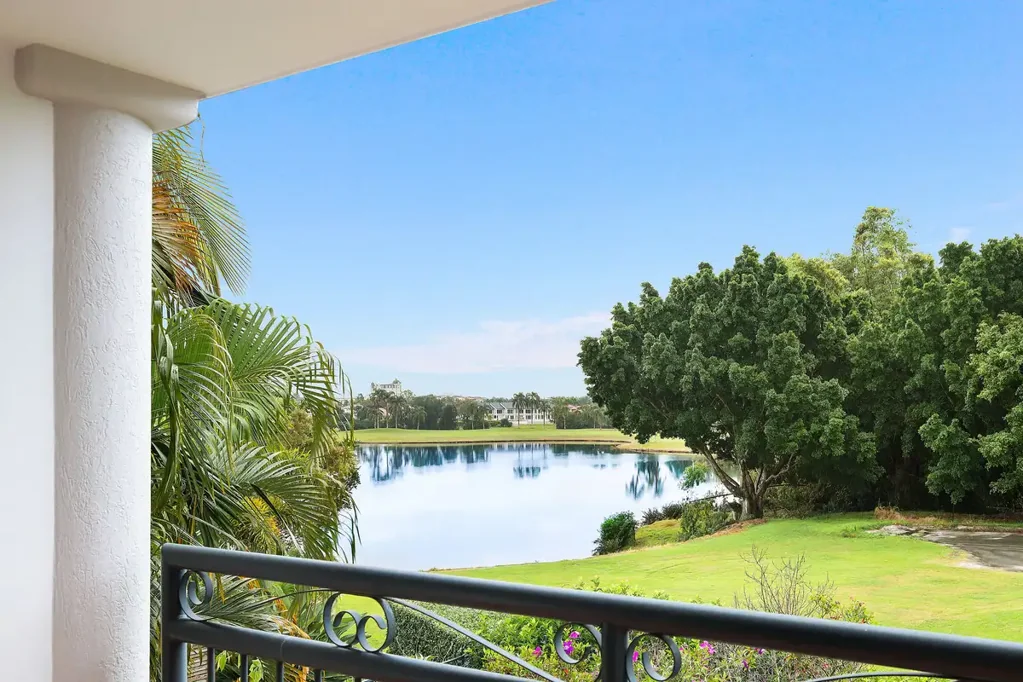 46/85 Palm Meadows Drive, Carrara, QLD 4211