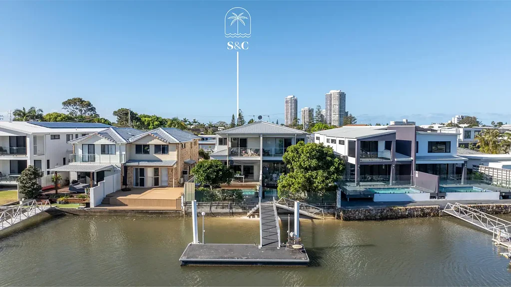 1/10 Vaggelas Crescent, Biggera Waters, QLD 4216