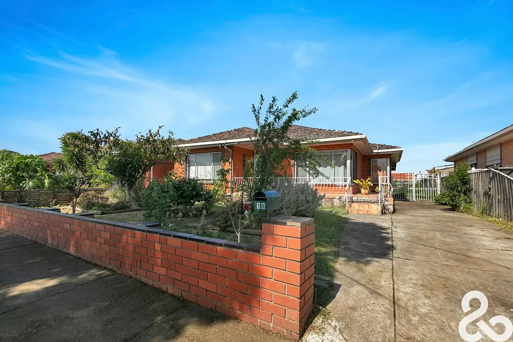 Perfect Location! Newly Renovated family home with quality finishes.