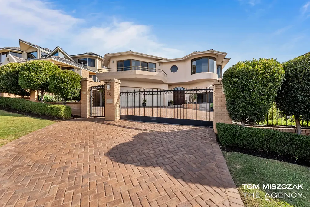 Kardinya 5房  The Pinnacle Of The Somerville Estate