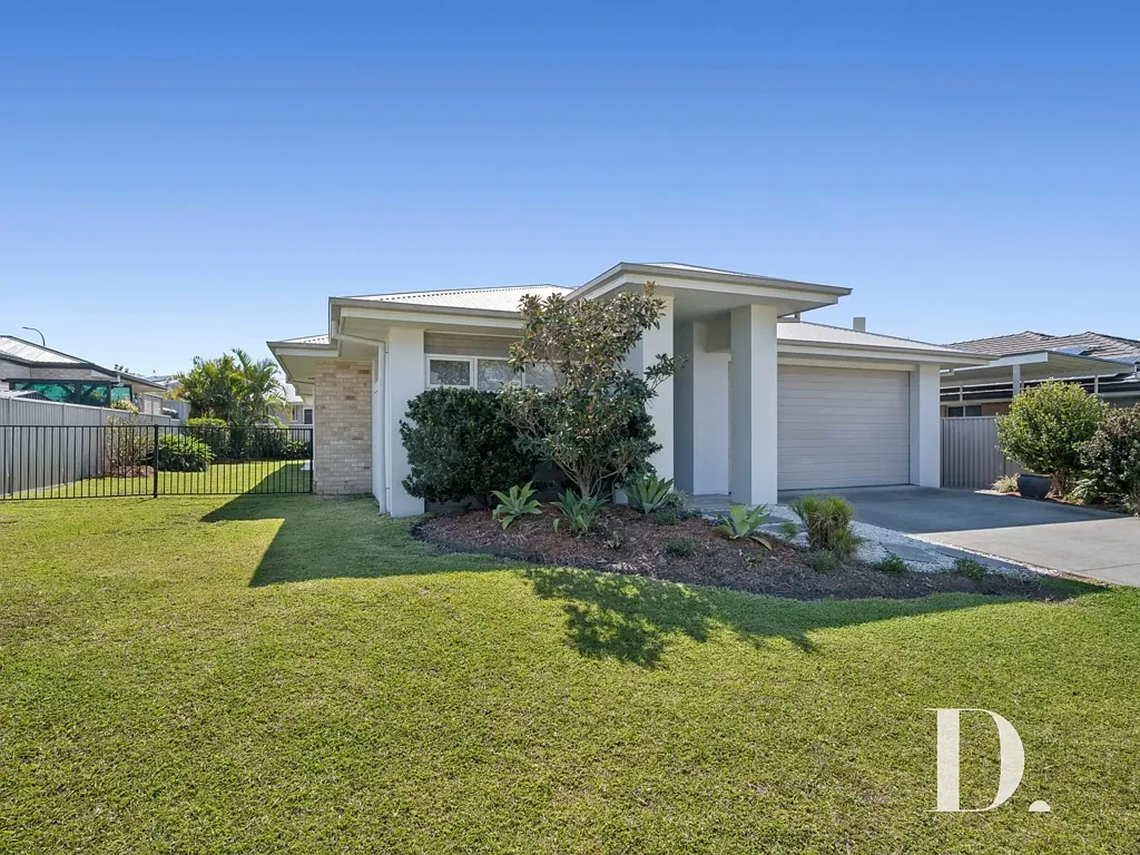 9 Flat Top Drive, Woolgoolga, NSW 2456