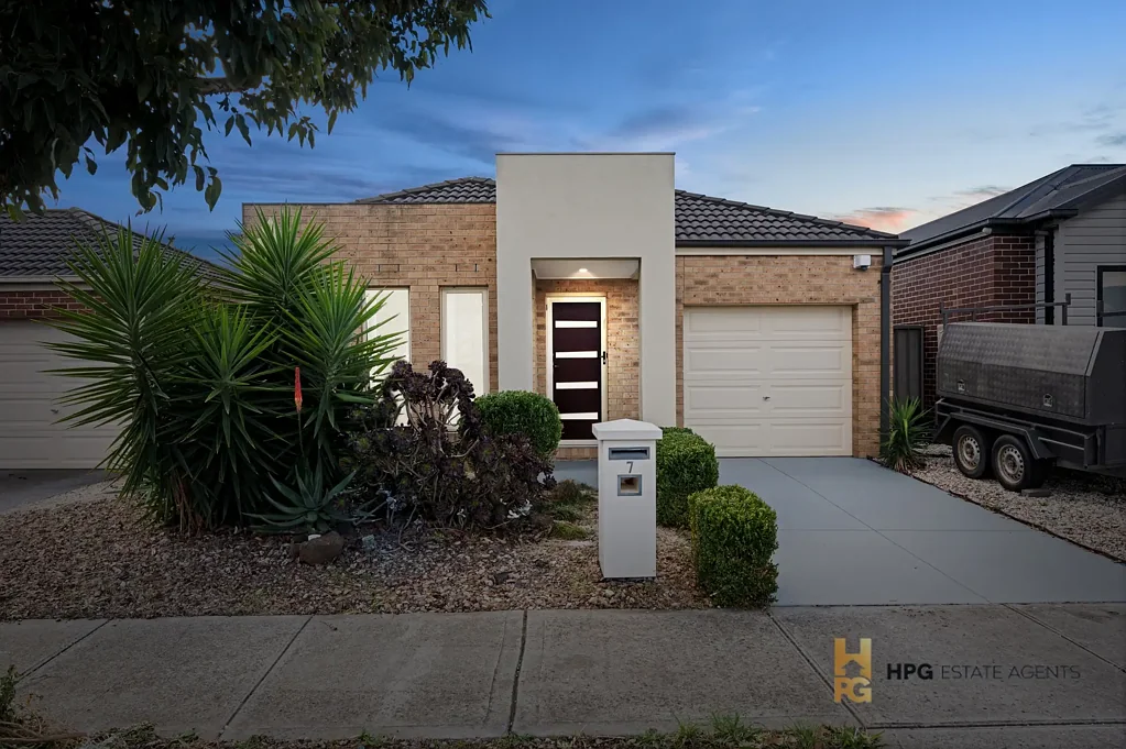 7 Millstream Pass, Craigieburn, VIC 3064