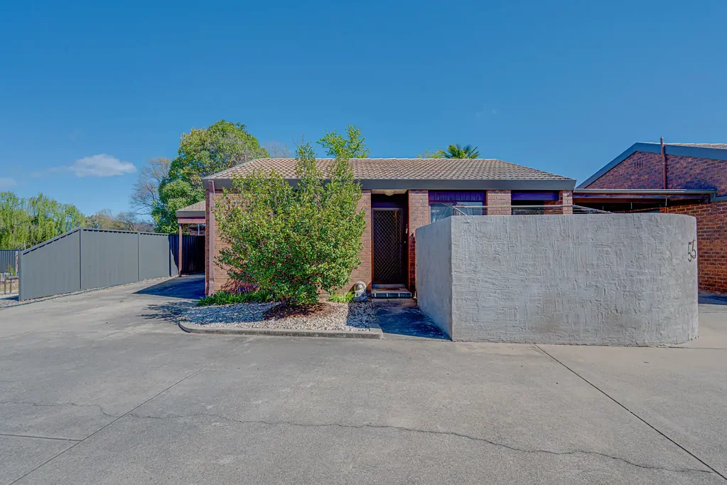 Myrtleford 2 Bedroom Convenient Two-Bedroom Living Close to the CBD