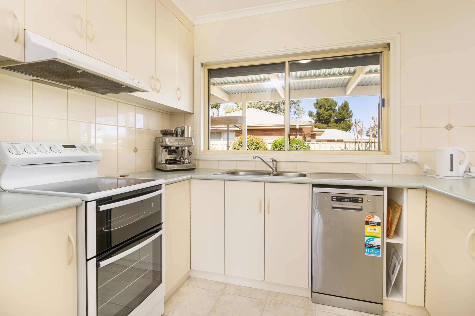 UNIT 2 33 JOHNS ST, MILDURA VIC 3500, 0房, 0浴, House