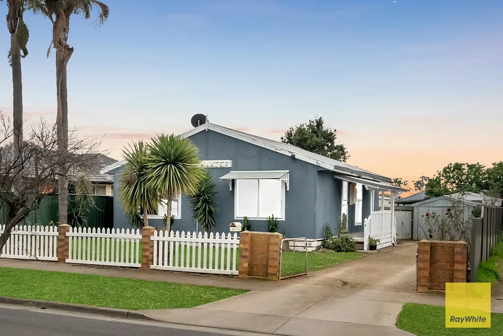 Spacious Family Home in Rockbank