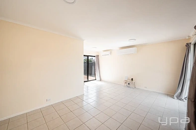 37 Hawkesbury Road, Werribee, VIC 3030, 3房, 1浴, House