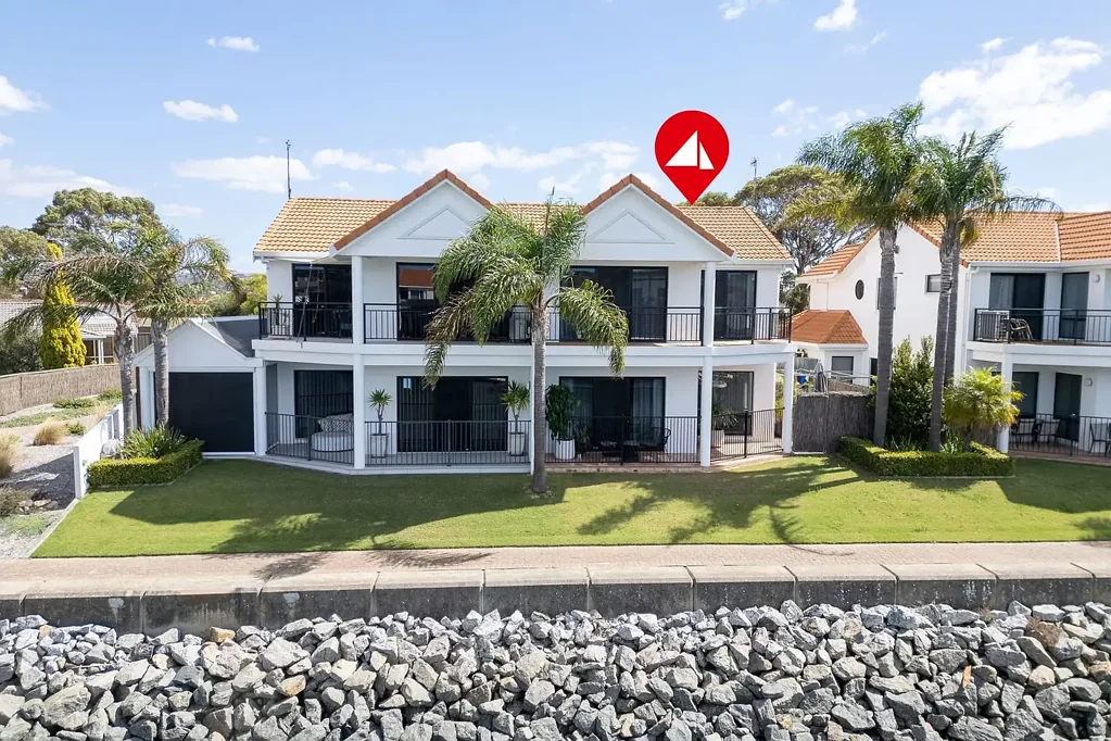 Port Lincoln 3房  Stylish townhouse on the waterfront in the Lincoln Cove Marina