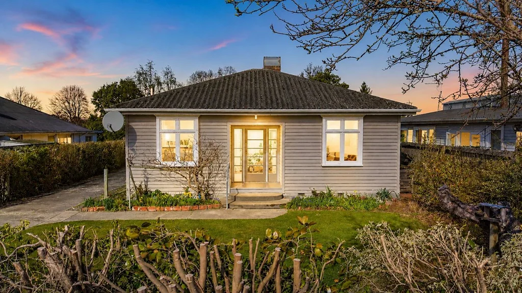 Oxford 2Zimmer * UNDER OFFER * Roll Up Your Sleeves – There’s Potential Here!