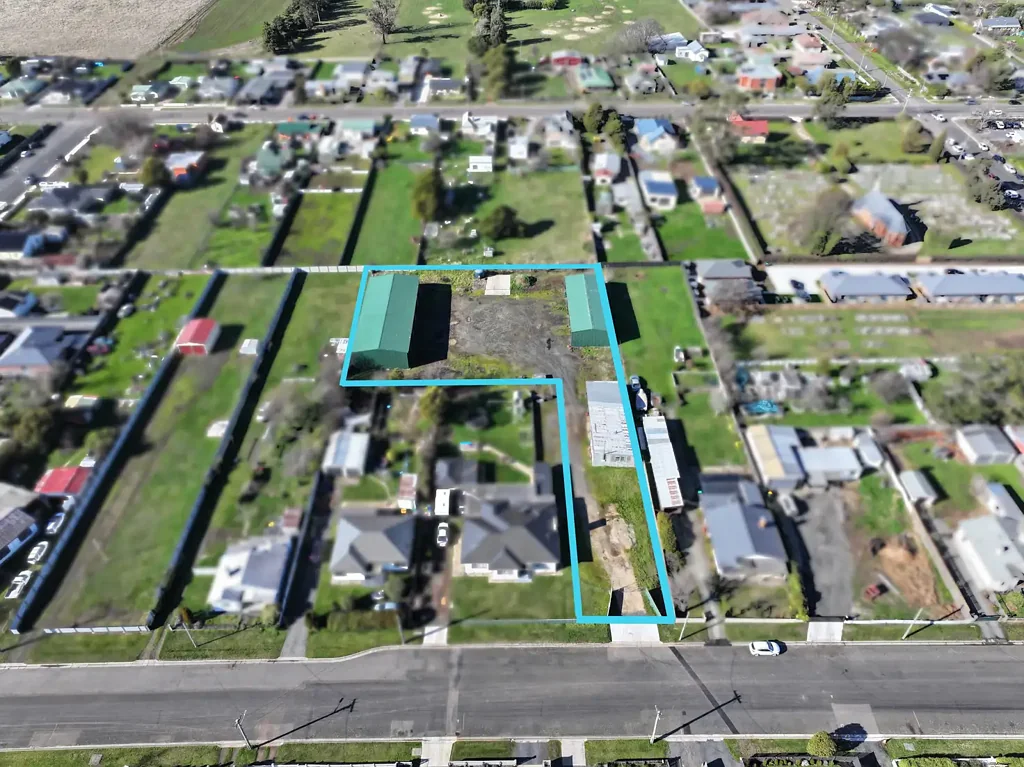 Cressy Rare Opportunity in the Heart of Cressy