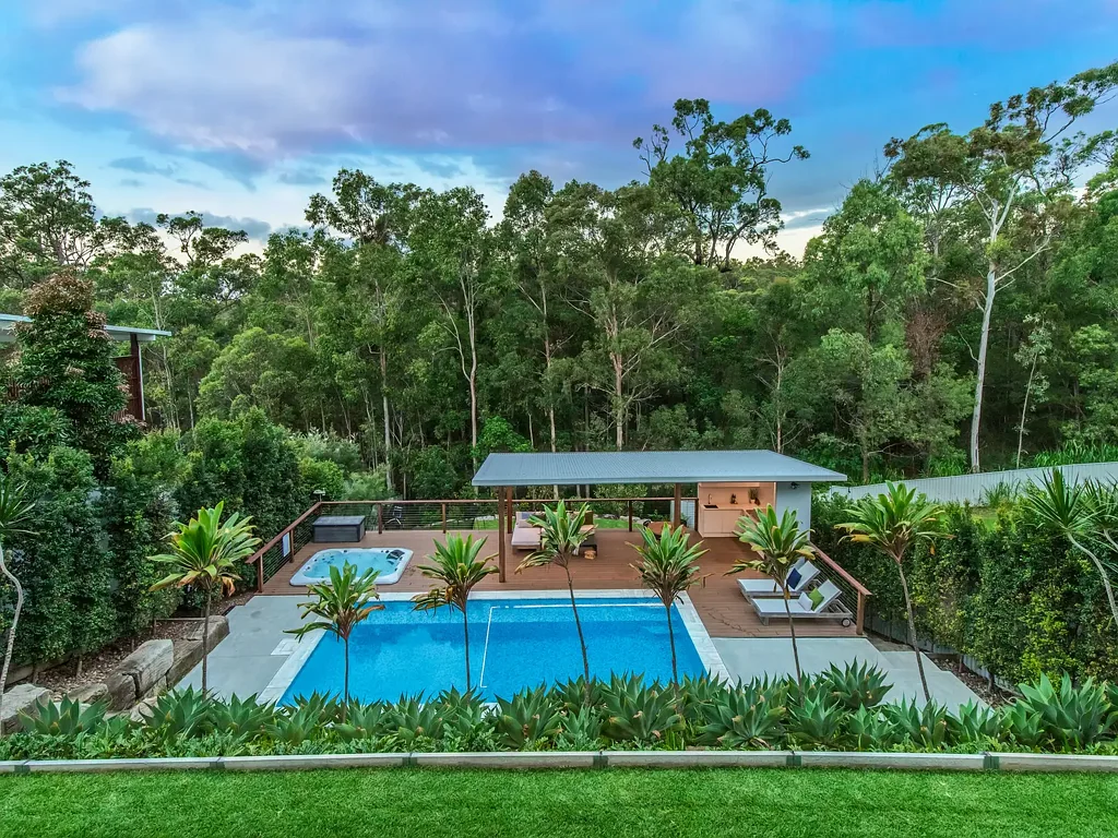 Reedy Creek 7ห้องนอน Outstanding Value 7 Bedroom Home with Dual Living Flexibility