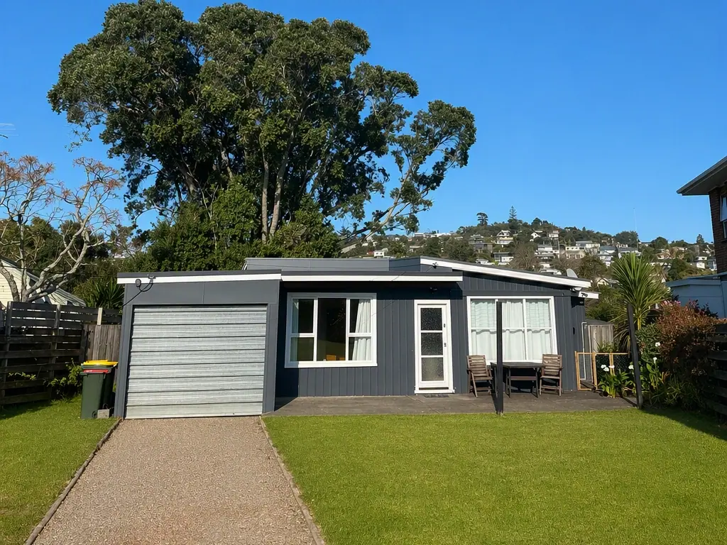 Stanmore Bay 2Phòng ngủ Classic Kiwi coastal home