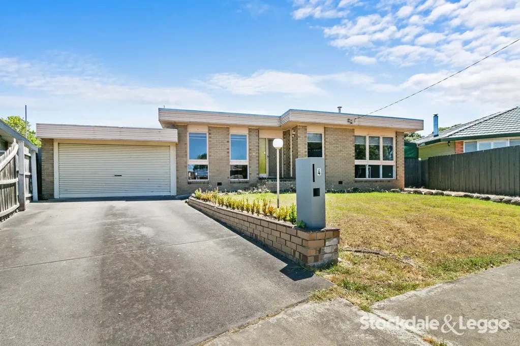 4 Blackwood Place, Morwell, VIC 3840