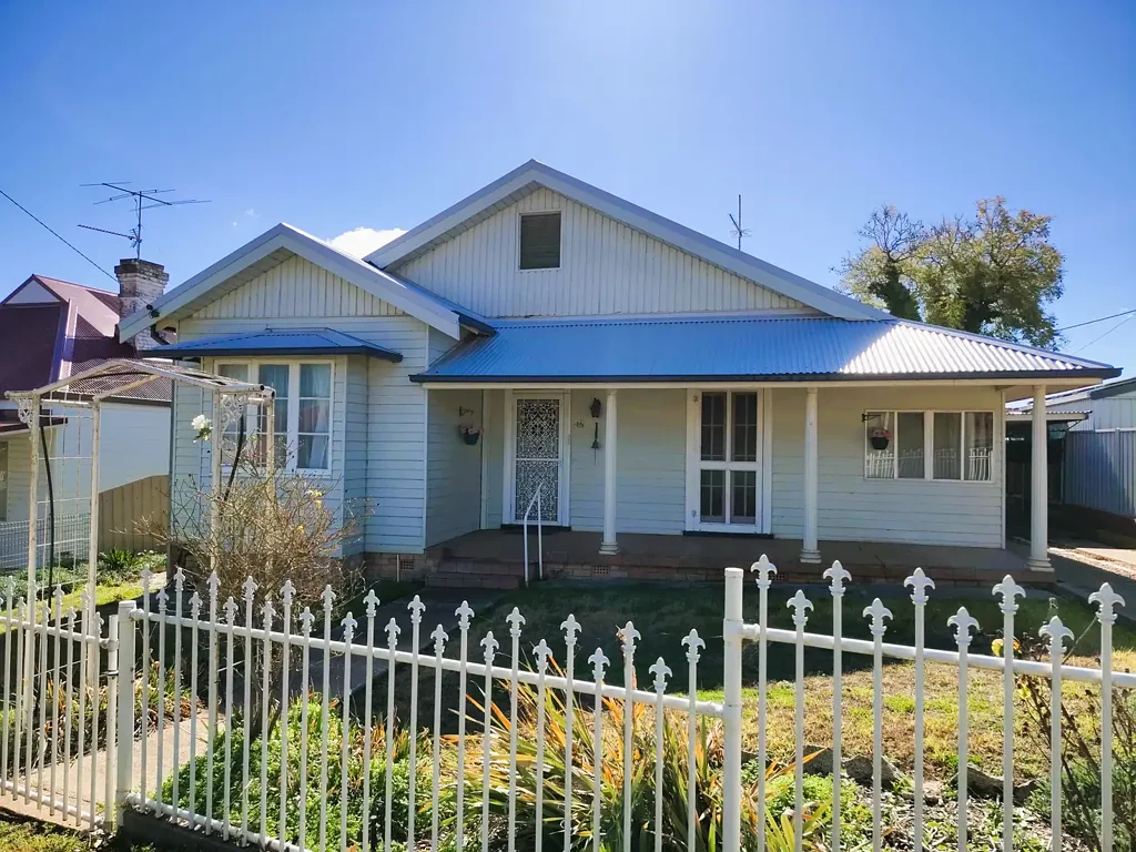 46 Camp Street, Grenfell, NSW 2810
