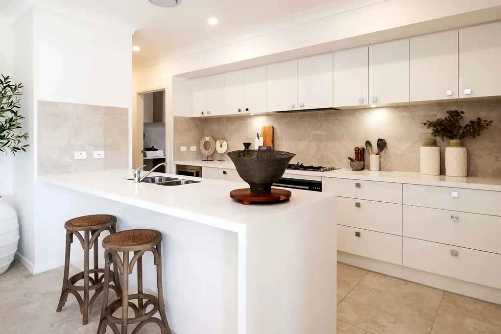 Calderwood 4 Bedroom Impressive Family Luxury and Lifestyle