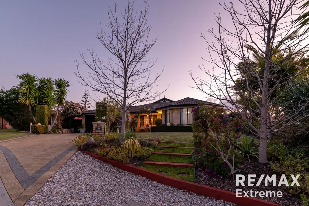 10 Rosneath Terrace, Kinross, WA 6028