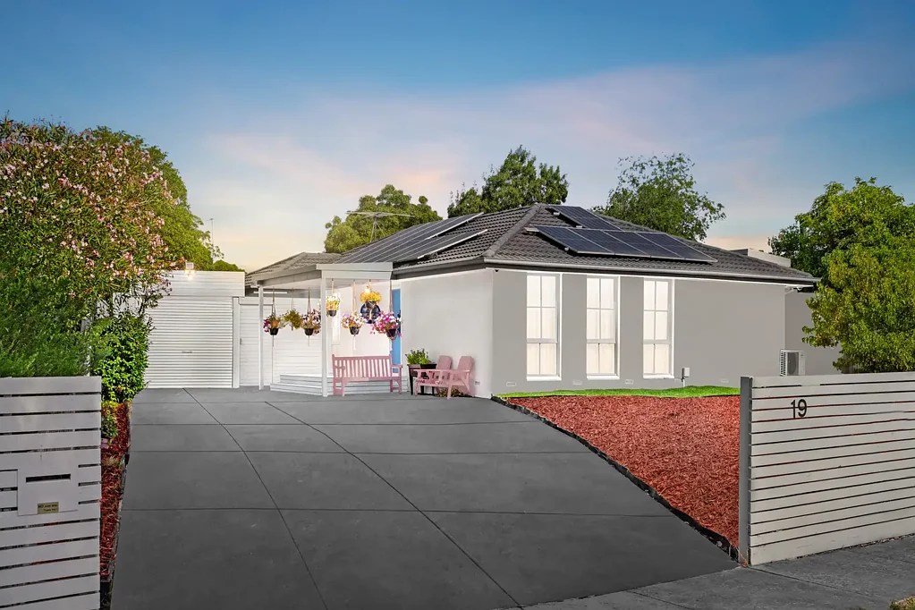 19 Blamey Avenue, Mill Park, VIC 3082