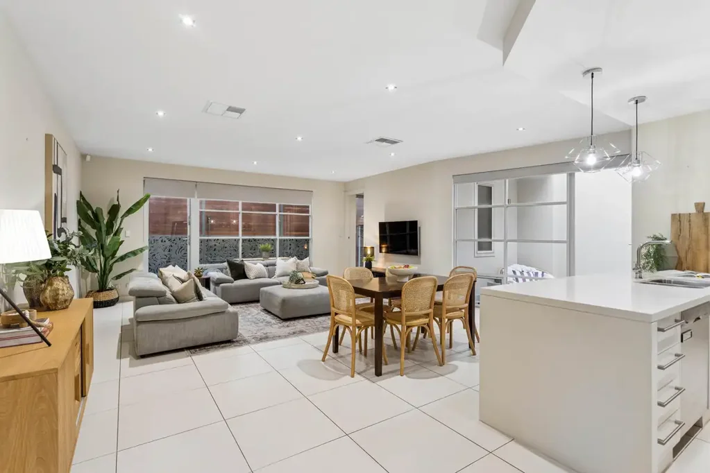 Mawson Lakes 3ਬੈੱਡਰੂਮ Wait Until You Step Inside!