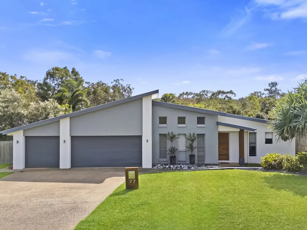 77 Bottlebrush Drive, Lammermoor, QLD 4703