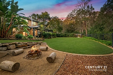 Rouse Hill 5 Slaapkamer Nestled On A Beautiful 1077sqm Block Overlooking Bushland!