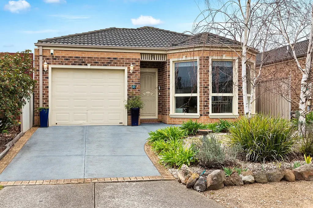 Melton West 4 Bedroom Prime Location and Low Maintenance