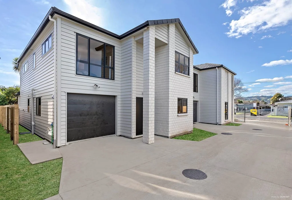 Brand new Freehold 4 bedroom homes in the heart of Papakura.