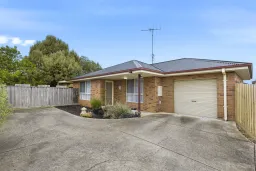 2/32 Cypress Crescent, Leopold