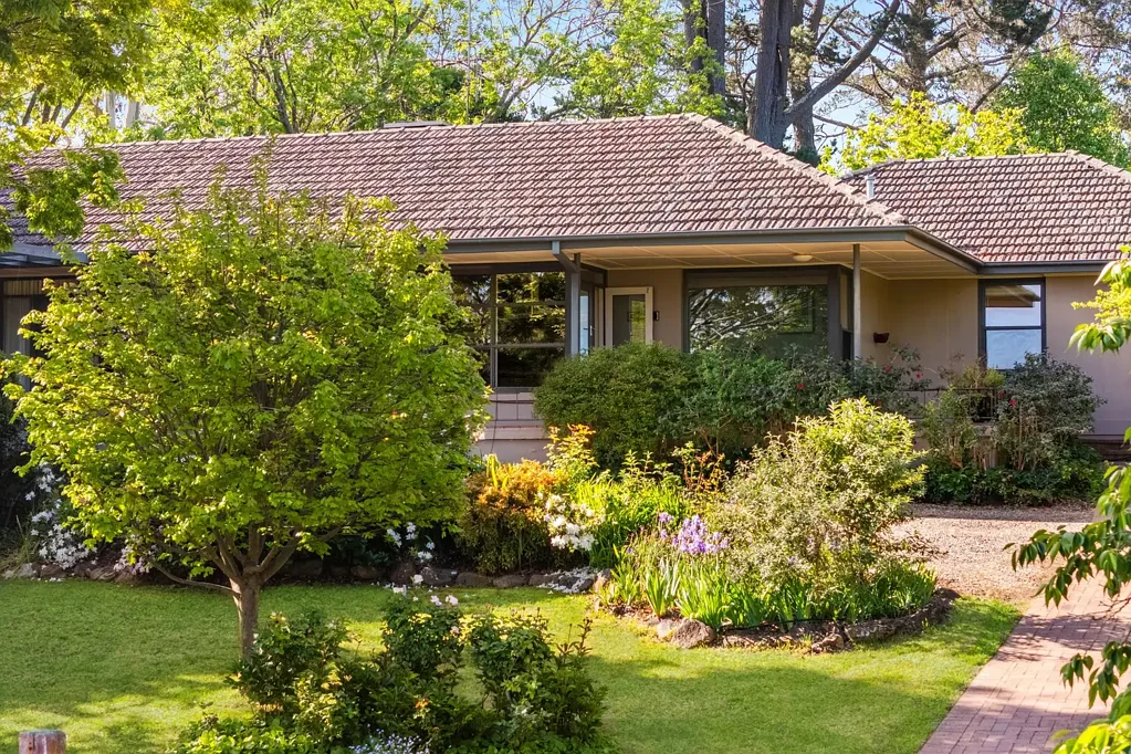 Bowral 4 Bedroom Charming 1950's Family Home with Stunning District Views in 'Hidden Old Bowral'