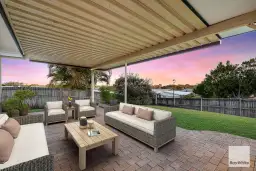 2 Daydream Street, Redland Bay