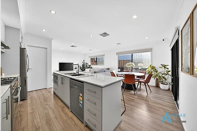 5 Starthistle Approach, Rockbank, VIC 3335, 4 Bedrooms, 2 Bathrooms, House