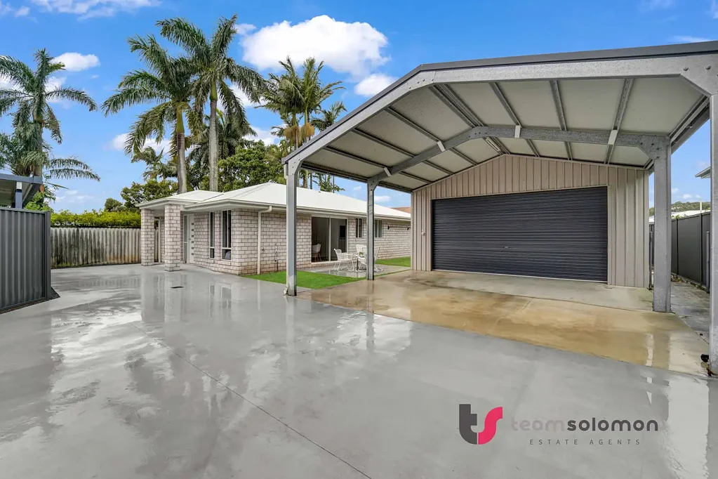 Victoria Point 3 Bedroom NEW HOME - HUGE SHED!