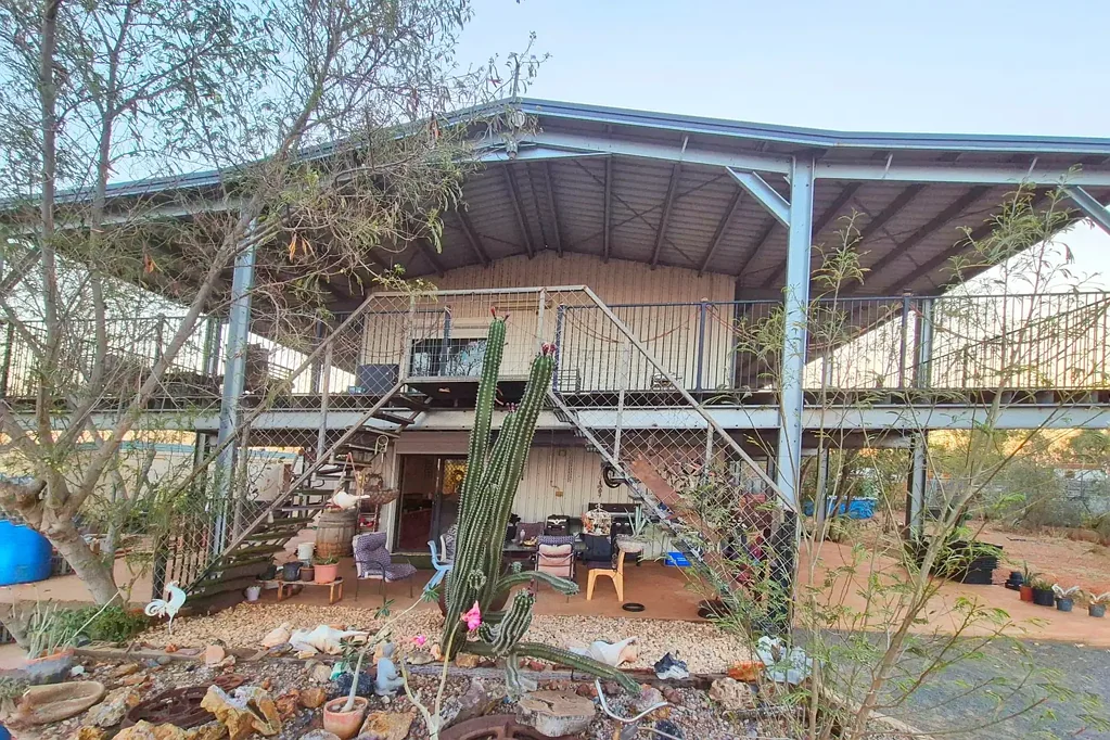 Roebourne 10બેડરૂમ FLINTSTONES PARADISE...