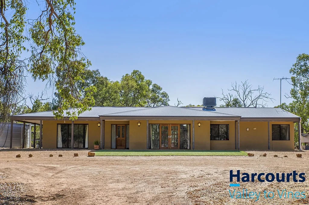 222 Mooliabeenee Road, Bindoon, WA 6502