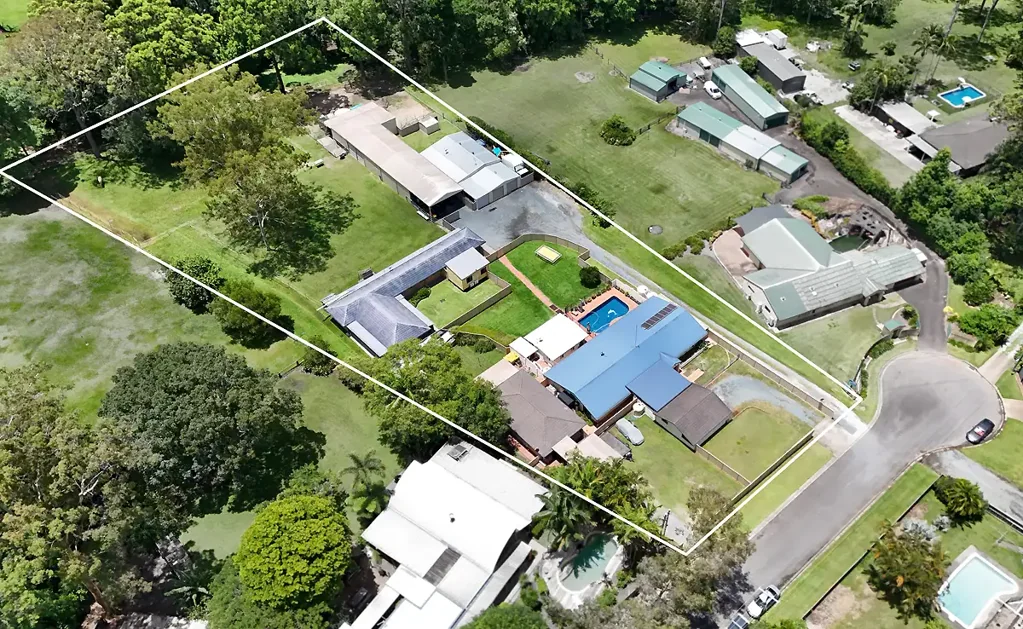 Nerang 11Kwarto Dual Living Acreage Property with Extensive Infrastructure, Cattery Business with Caretaker's Residence