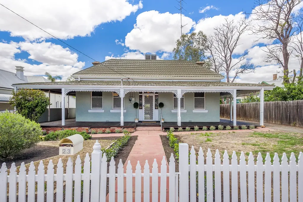 23 Duke Street East, Northam, WA 6401