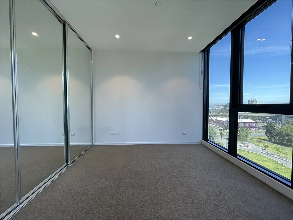 Beautiful One Bedroom at Southbank Central!