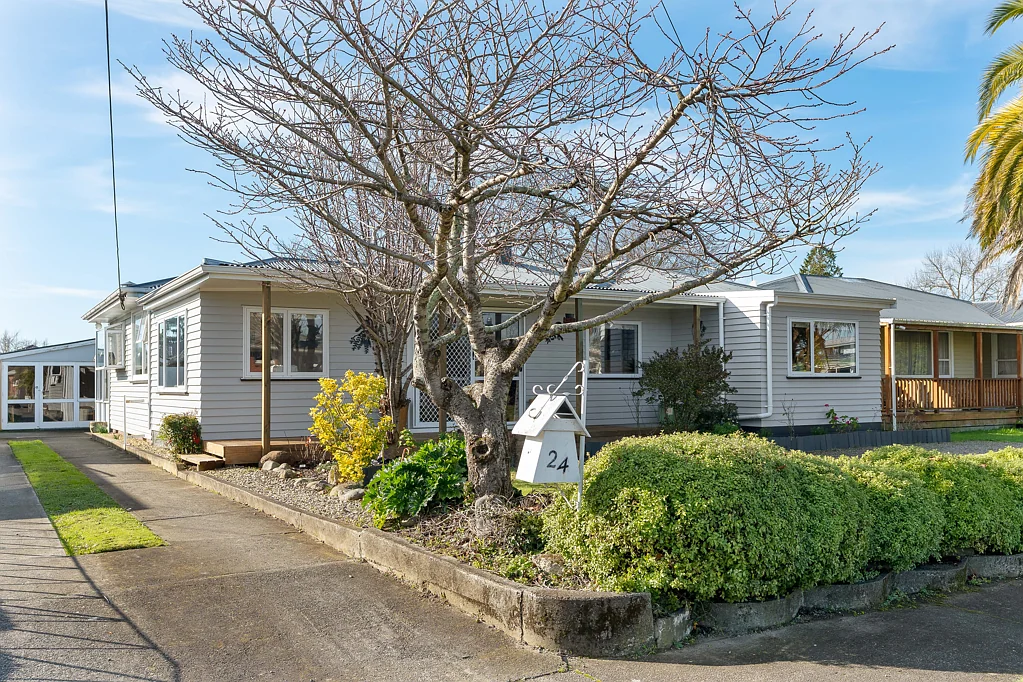Solway 3침실 Family Home Too Big, Owners Downsizing