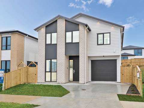 Flat Bush 6房  Brand-New, Location & 2 Legal Kitchens!