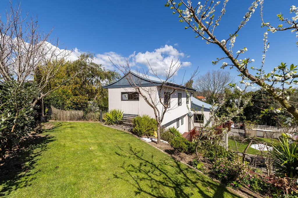 Havelock North 3Moenga Sunshine, Space & Village Convenience