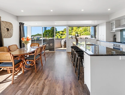 8 The Cliffs, Britannia Heights, Nelson, 4房, 1浴, House