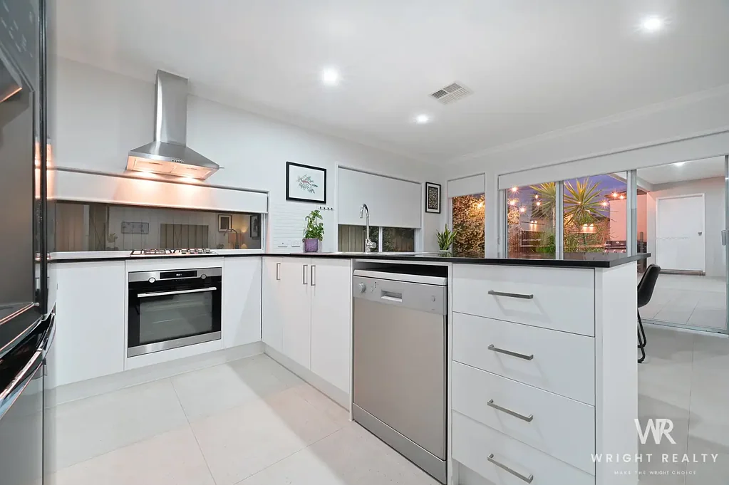 50 Rosso Meander, Woodvale, WA 6026